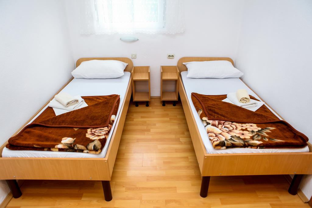 Ana Stjepan Nikolic - Pilgrim'S 2Nd Home Međugorje Oda fotoğraf