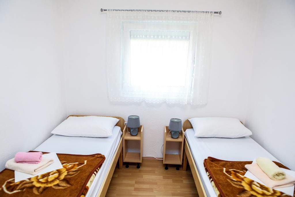 Ana Stjepan Nikolic - Pilgrim'S 2Nd Home Međugorje Oda fotoğraf