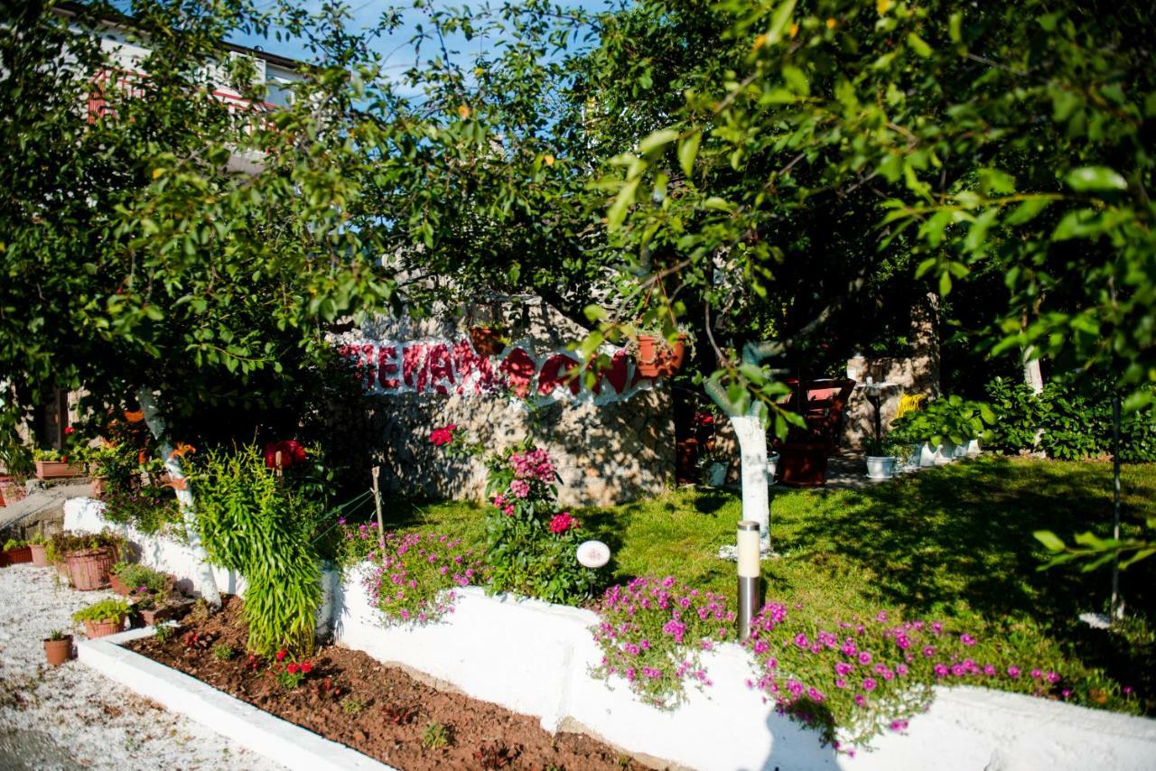 Ana Stjepan Nikolic - Pilgrim'S 2Nd Home Međugorje Dış mekan fotoğraf
